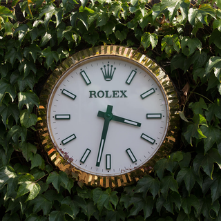 Décor & More Co. – Premium Luxury Wall Clocks for Homes and Collectors Across the United States🇺🇸