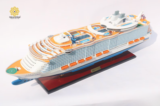 MS Oasis of the Seas Wooden Ship Model 90cm - Handcrafted Cruise Ship Replica