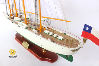 ESMERALDA Model Ship 96cm - Handcrafted Wooden Sailing Ship Display