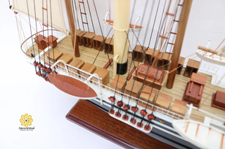 Endurance Ship Model 65cm - Handcrafted Wooden Historic Sailing Ship