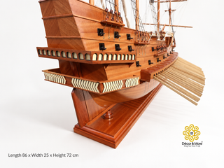 GOKE Japanese Wooden Boat Model - Traditional Maritime Art & Feng Shui Décor