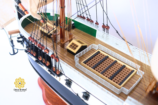 HMS TRINCOMALEE Model Ship 80cm - Handcrafted Wooden Historic Sailing Ship Display