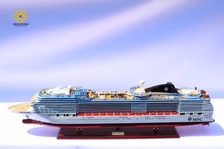 MSC Fantasia Wooden Ship Model 102cm - Handcrafted Cruise Liner Display