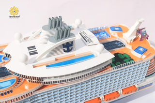 MS Oasis of the Seas Wooden Ship Model 90cm - Handcrafted Cruise Ship Replica
