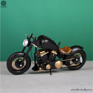 Harley Davidson Retro Motorcycle Model (XE068)