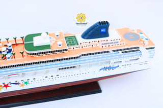 NORWEGIAN STAR Cruise Ship Model 100cm - Handcrafted Wooden Display