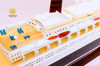 QUEEN ELIZABETH 2 Model Ship 100cm - Handcrafted Wooden Ocean Liner Display