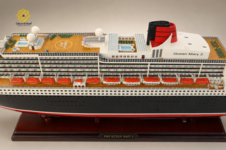 RMS Queen Mary 2 Wooden Ship Model 86cm – Special Edition