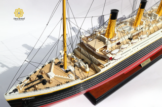 RMS Titanic Wooden Ship Model 100cm – Special Edition