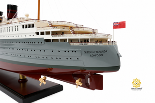 SS Queen Bermuda Wooden Ship Model 100cm - Handcrafted Nautical Display