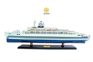 SS Sea Breeze Wooden Ship Model 88cm – Handcrafted Nautical Display