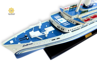 SS Sea Breeze Wooden Ship Model 88cm – Handcrafted Nautical Display