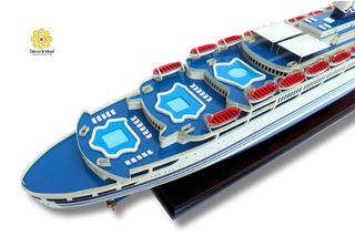 SS Sea Breeze Wooden Ship Model 88cm – Handcrafted Nautical Display