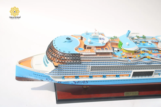 Royal Caribbean Star of the Seas Wooden Ship Model 92cm – Handmade Luxury Cruise Ship Replica