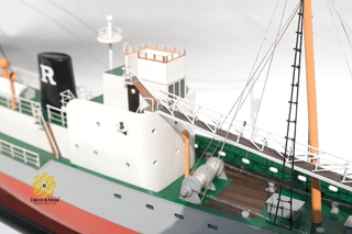 WHALE CATCHER R2 Wooden Ship Model 80cm - Handcrafted Nautical Display